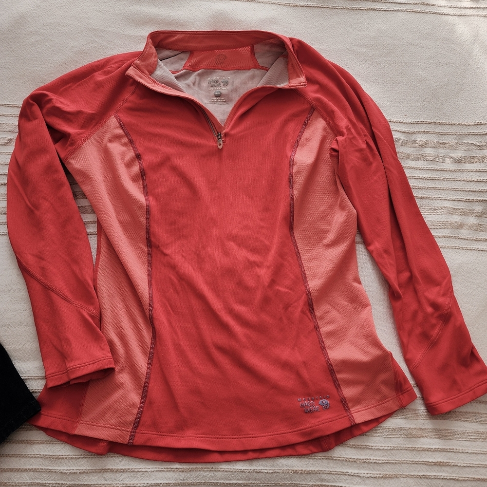 Mountain Hardwear 1/4 zip pullover Sz M